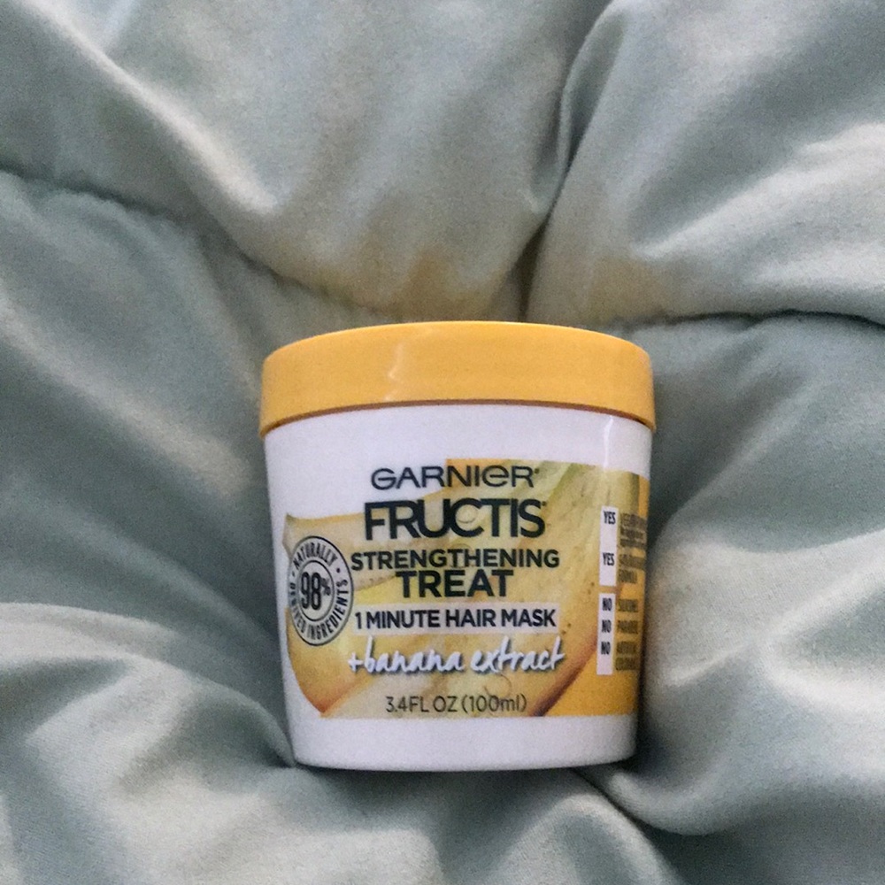 Strengthening hair mask treatment